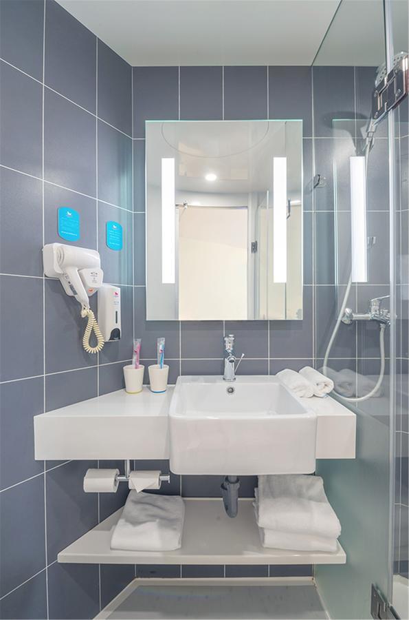 Hanting Hotel Nanjing Wutang Square Экстерьер фото
